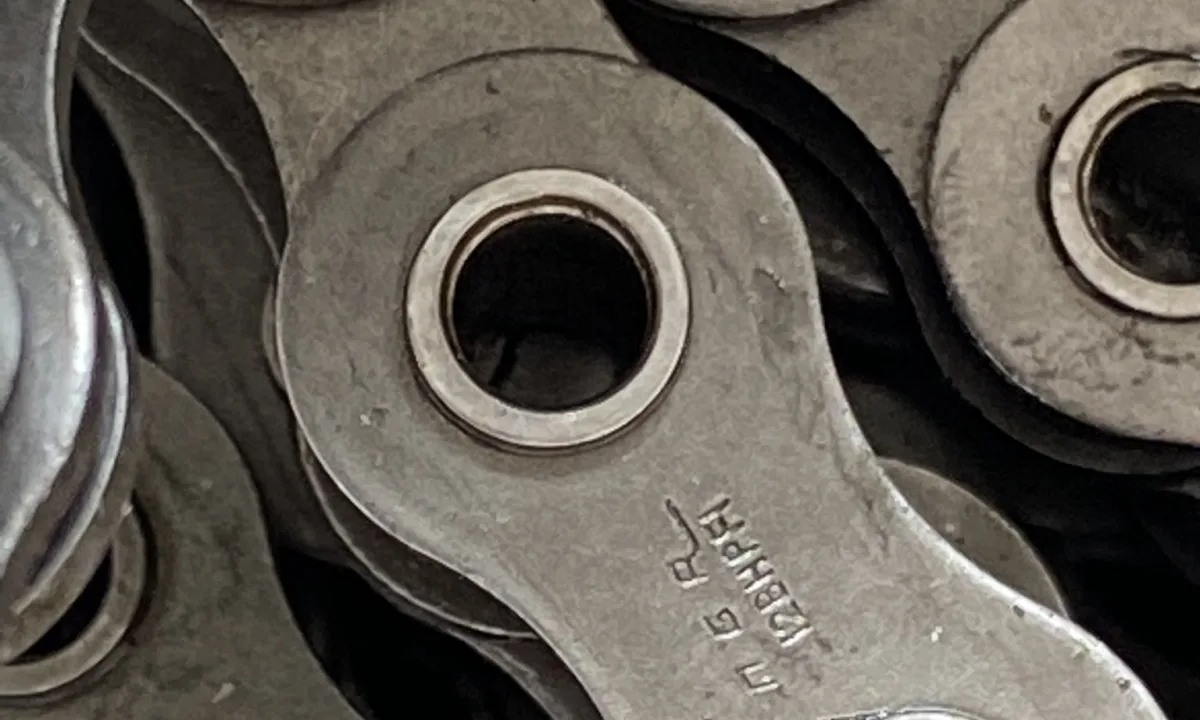 Come scegliere la catena industriale giusta per la tua applicazione